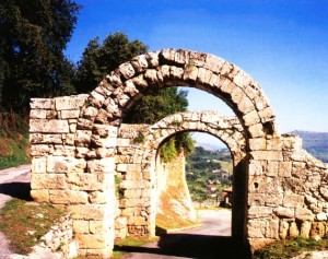 Porta Maggiore o Casamari